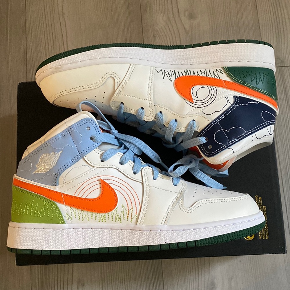 Air Jordan 1 Mid 6.5Y